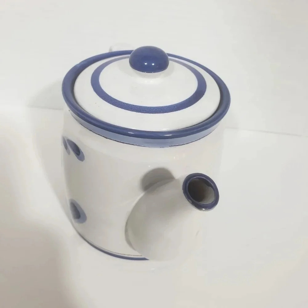 Vintage Blue/White Stoneware/Ceramic Teapot with Flowers,Made in Japan. - Picture 4 of 9